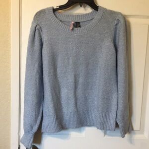 Love by Design Sweater size M new